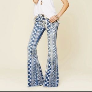 Free People Bali Mantra Flare Jeans Size 26